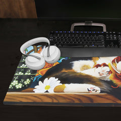 Callie The Calico Extended Mousepad