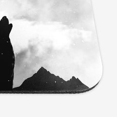 Wolf Shadow Mousepad - Carbon Beaver - Corner - Red