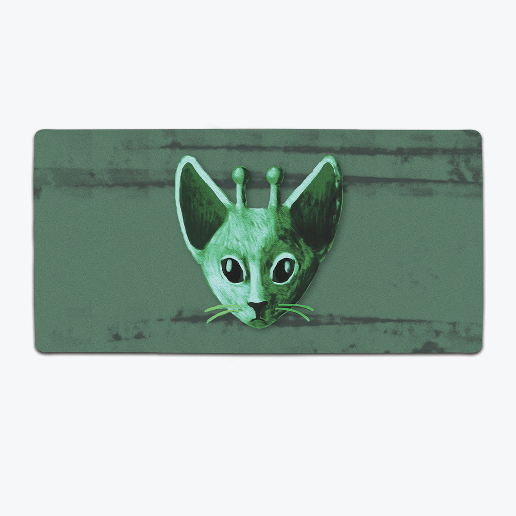 Extrapurrestrial Kitteh Extended Mousepad